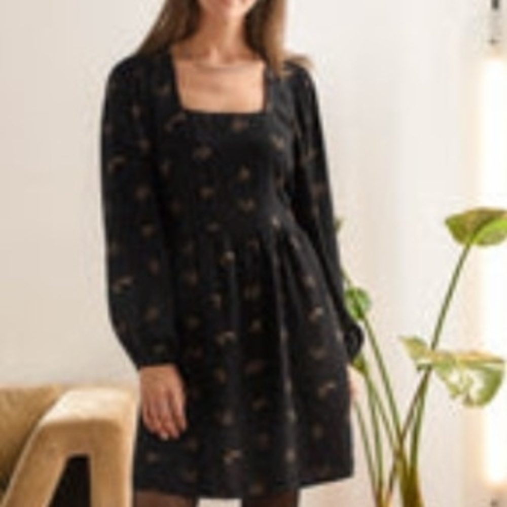 Chic Black Floral Long Sleeve Dress